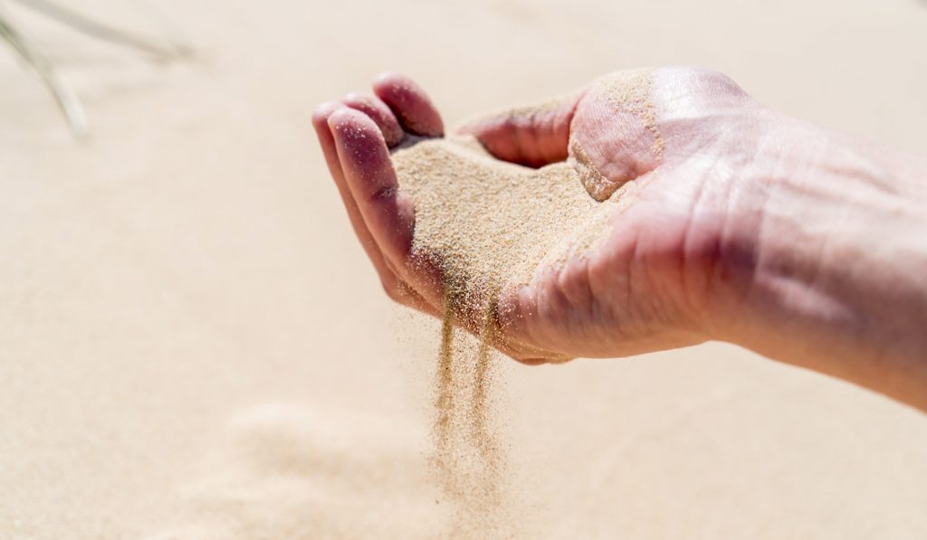 Using Sand Does Adding Sand to Soil Improve Drainage? – Gardening Glow